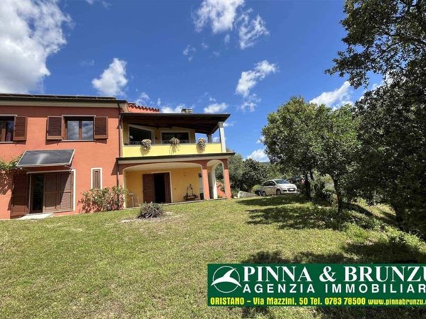 casa indipendente in vendita a Torpè