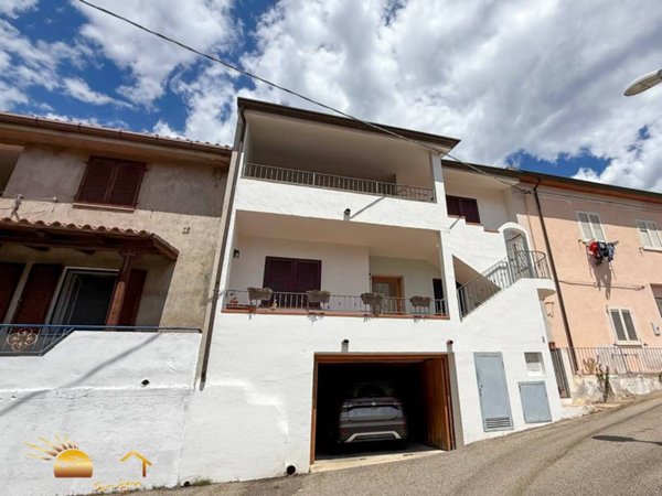 appartamento in vendita a Torpè in zona Brunella