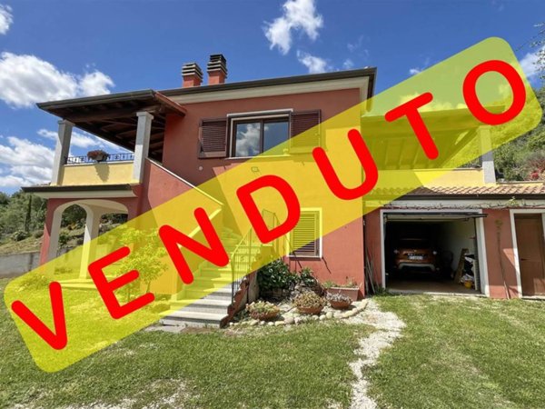 casa indipendente in vendita a Torpè
