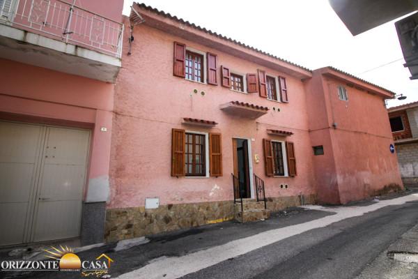 casa indipendente in vendita a Torpè