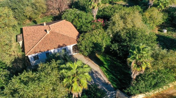 casa indipendente in vendita a Torpè