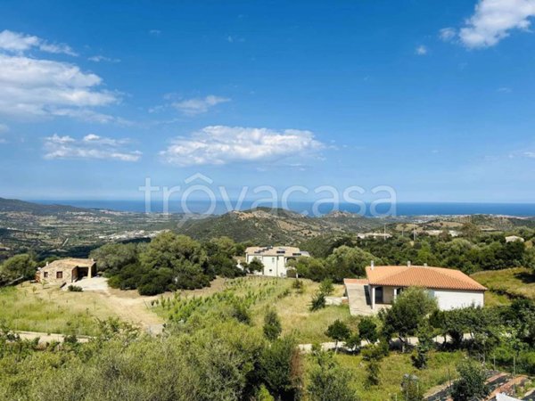 casa indipendente in vendita a Torpè in zona Brunella
