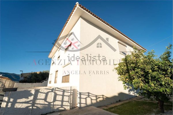 casa indipendente in vendita a Torpè