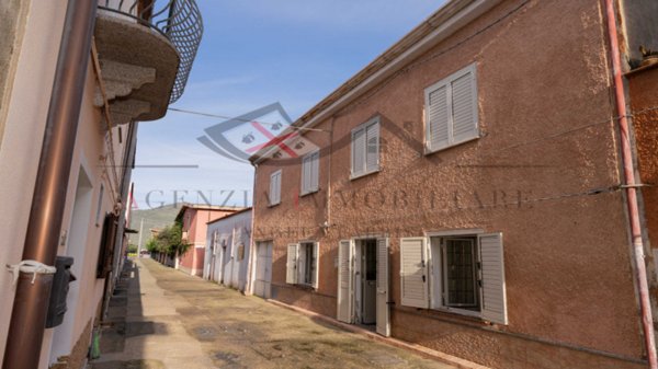 casa indipendente in vendita a Torpè