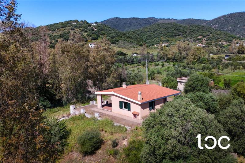 casa indipendente in vendita a Torpè