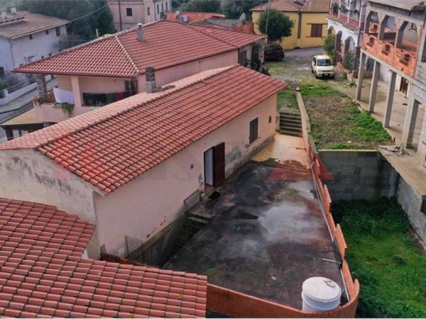 appartamento in vendita a Torpè in zona Brunella