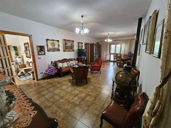 casa indipendente in vendita a Torpè