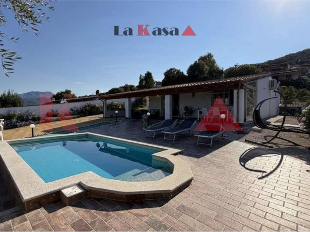 casa indipendente in vendita a Torpè