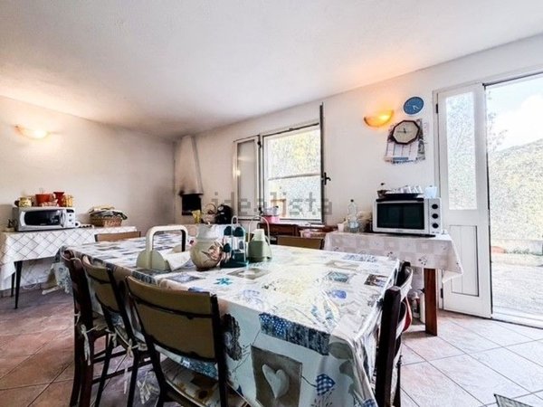casa indipendente in vendita a Torpè