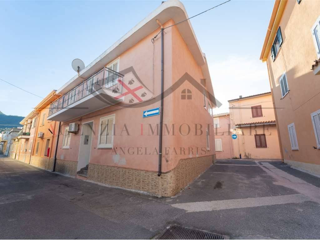 casa indipendente in vendita a Torpè