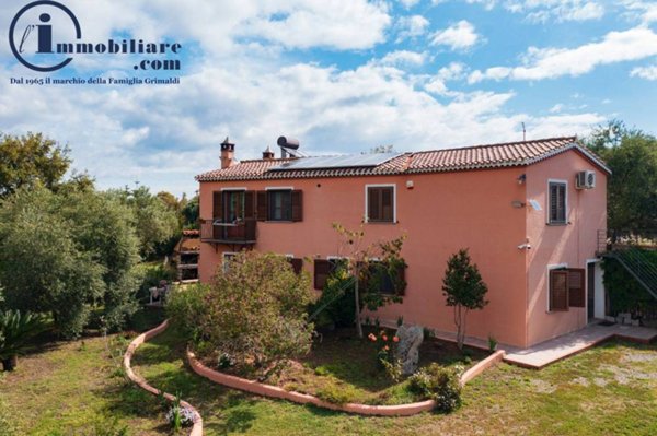 casa indipendente in vendita a Tortolì