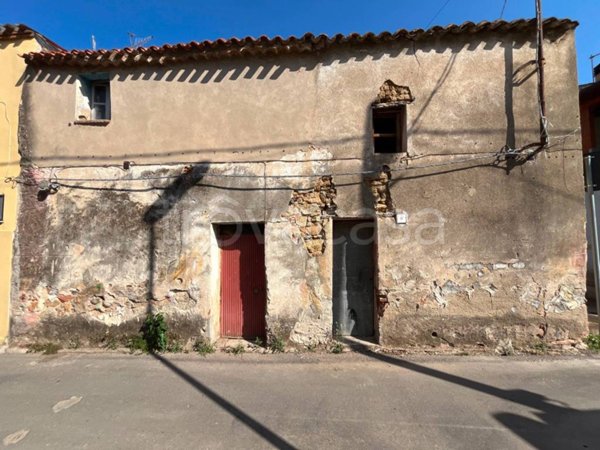 casa indipendente in vendita a Tortolì in zona Centro Storico