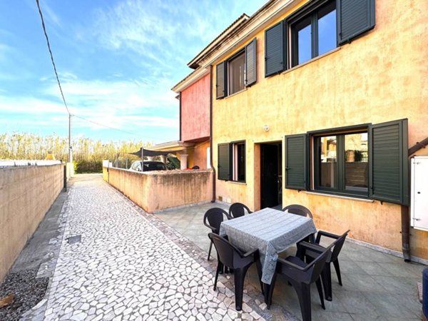 casa indipendente in vendita a Tortolì