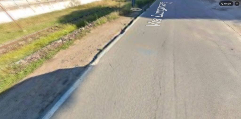 negozio in vendita a Tortolì in zona Arbatax