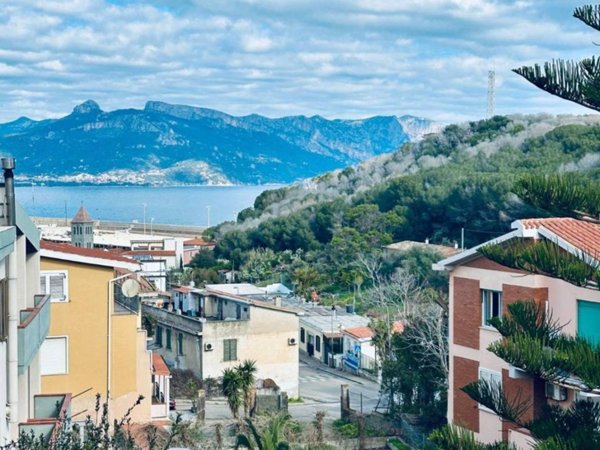 appartamento in vendita a Tortolì in zona Arbatax