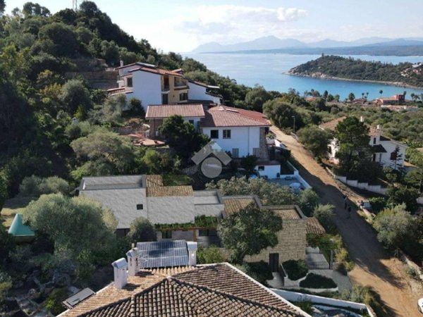 appartamento in vendita a Tortolì in zona Porto Frailis
