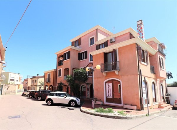 appartamento in vendita a Tortolì in zona Centro Storico