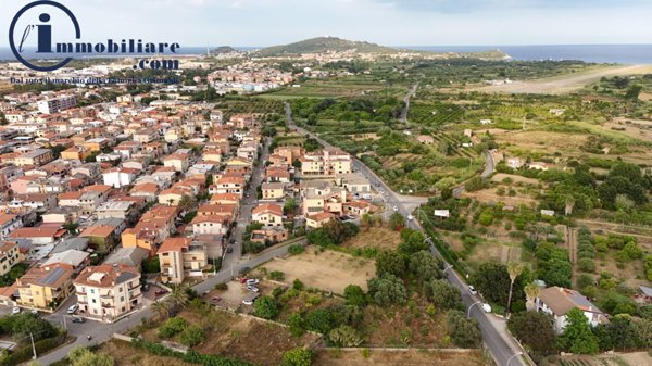 casa indipendente in vendita a Tortolì in zona Centro Storico
