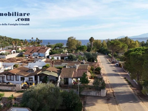 casa indipendente in vendita a Tortolì in zona Porto Frailis