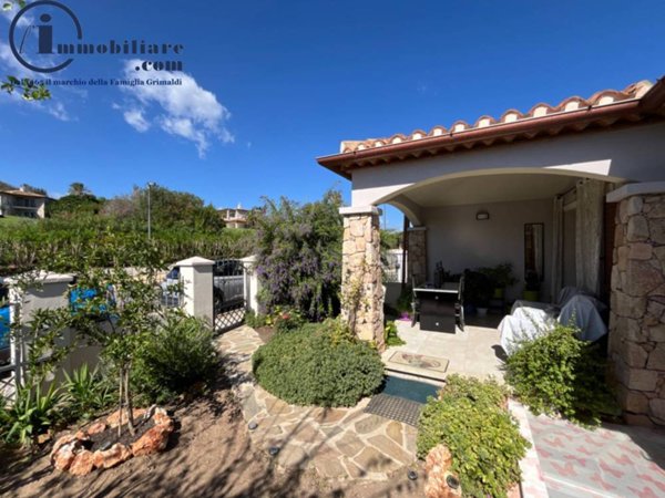 casa indipendente in vendita a Tortolì in zona Porto Frailis