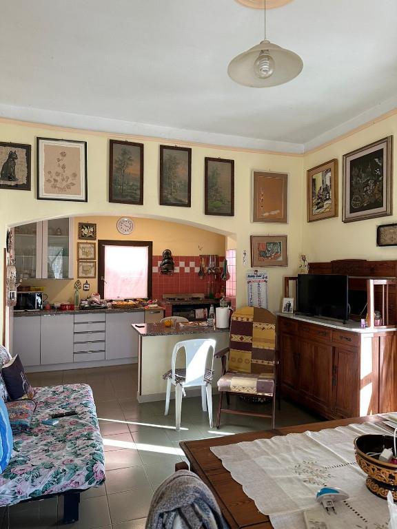 casa indipendente in vendita a Tortolì in zona Centro Storico