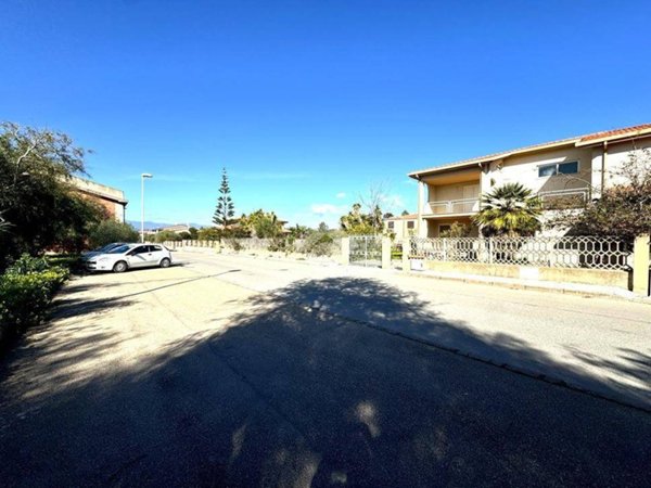 casa indipendente in vendita a Tortolì in zona Porto Frailis