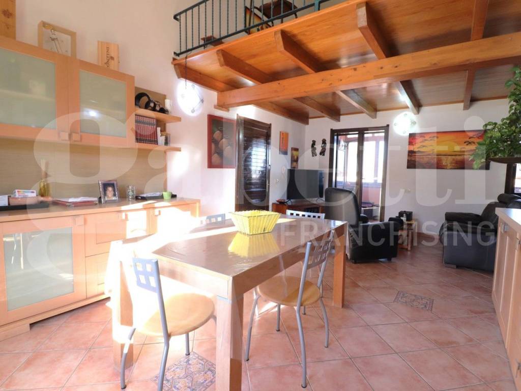 appartamento in vendita a Tortolì in zona Centro Storico