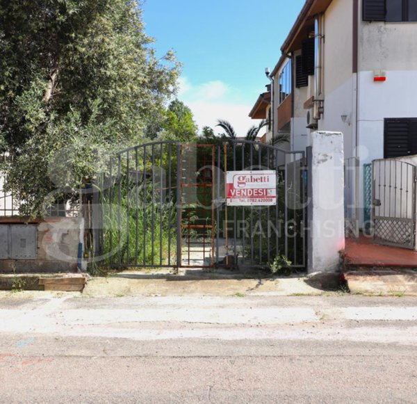 ufficio in vendita a Tortolì in zona Centro Storico