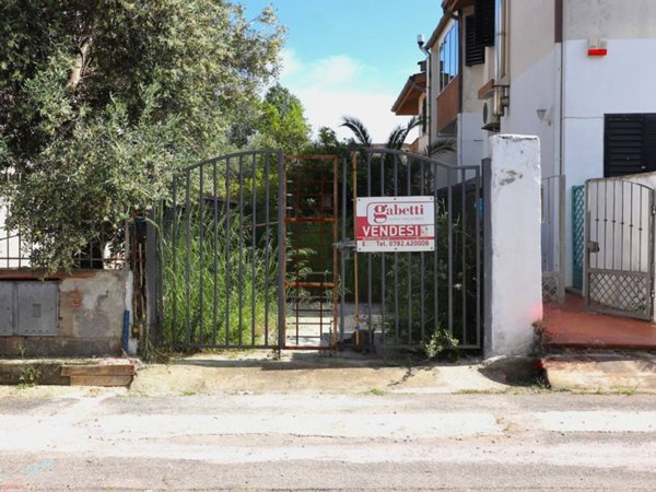 ufficio in vendita a Tortolì in zona Centro Storico