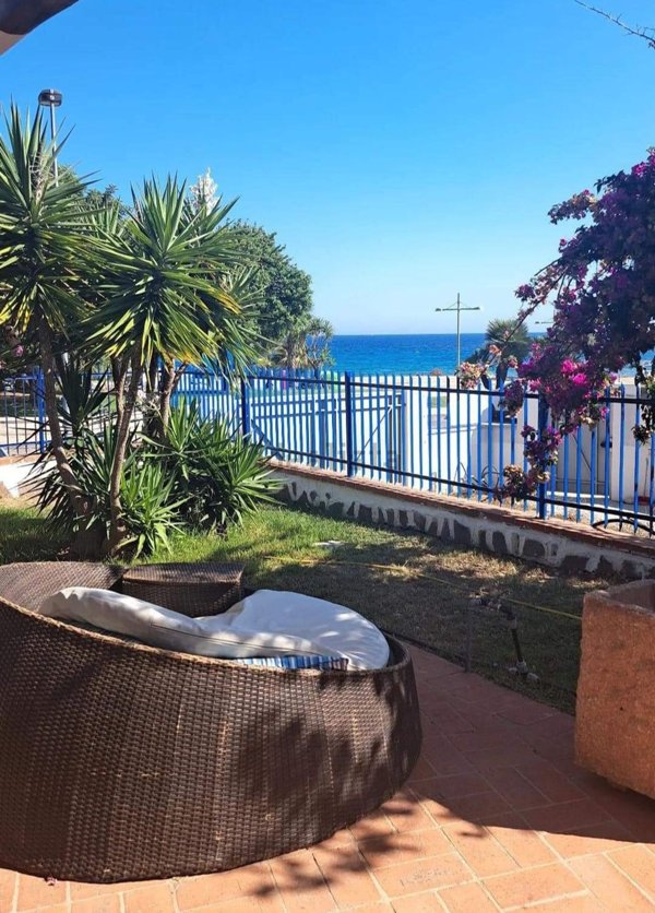 casa indipendente in vendita a Tortolì in zona Porto Frailis