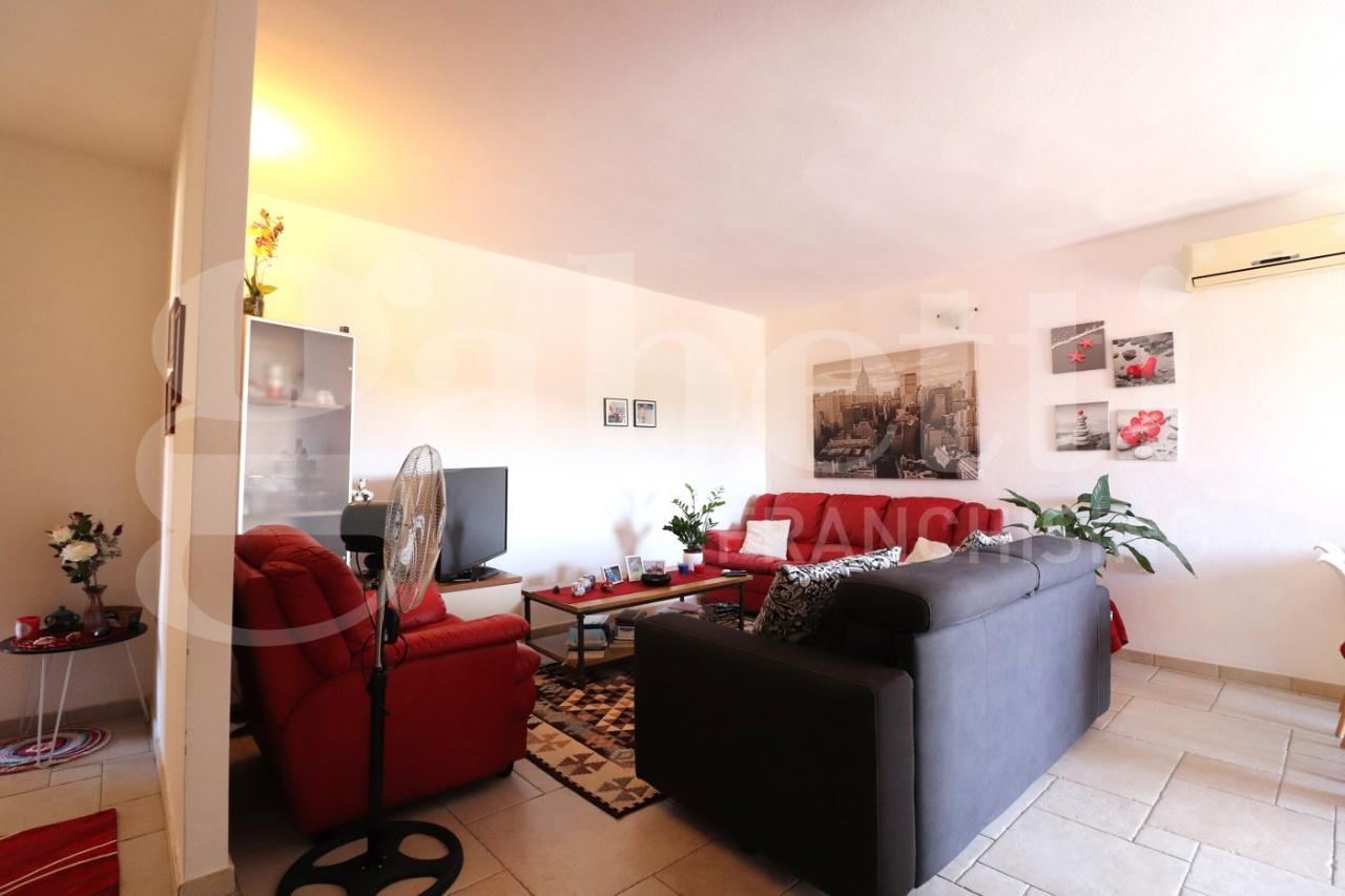 appartamento in vendita a Tortolì in zona Centro Storico