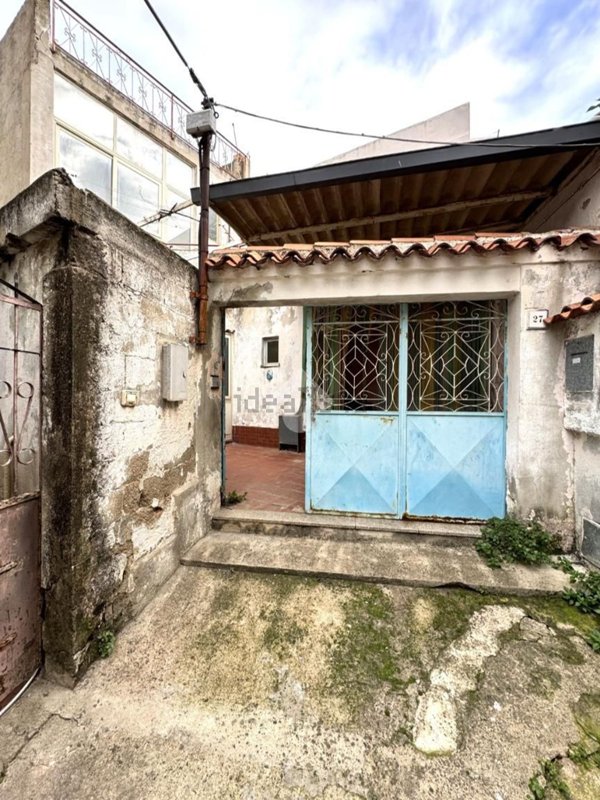 casa indipendente in vendita a Tortolì in zona Centro Storico