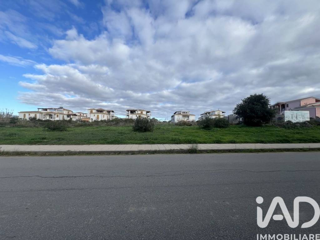 terreno edificabile in vendita a Tortolì in zona Porto Frailis