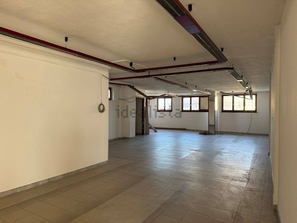 locale commerciale in vendita a Tortolì