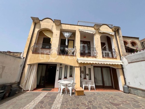 casa indipendente in vendita a Tortolì