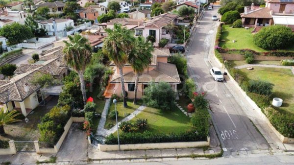 casa indipendente in vendita a Tortolì in zona Porto Frailis