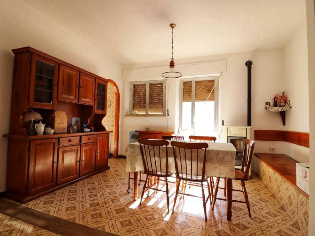 appartamento in vendita a Tortolì in zona Centro Storico