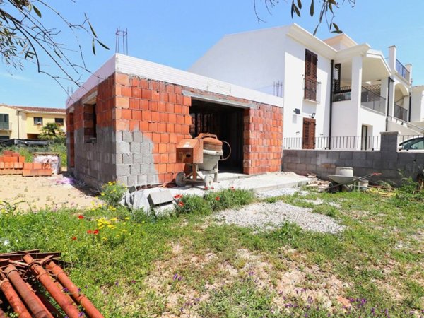 casa indipendente in vendita a Tortolì