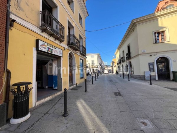 locale commerciale in vendita a Tortolì in zona Centro Storico