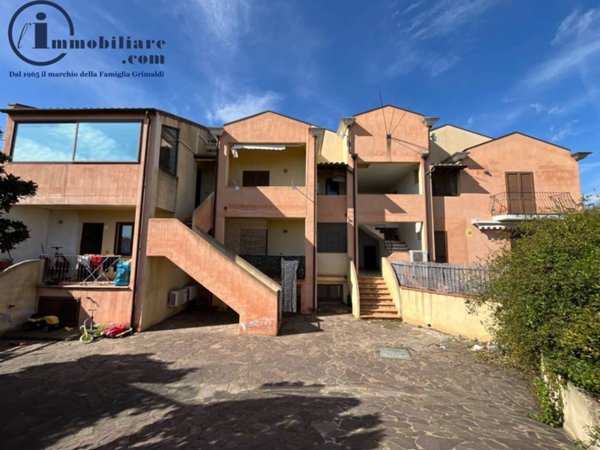 negozio in vendita a Tortolì in zona Is Tanas