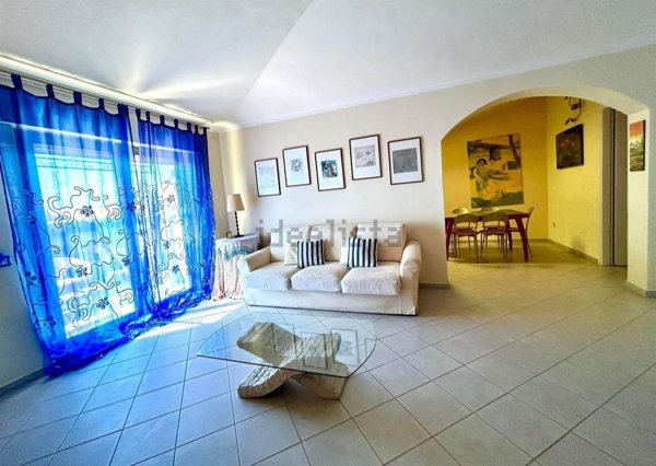 appartamento in vendita a Tortolì in zona Centro Storico