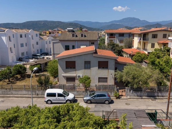 casa indipendente in vendita a Tortolì in zona Zinnias