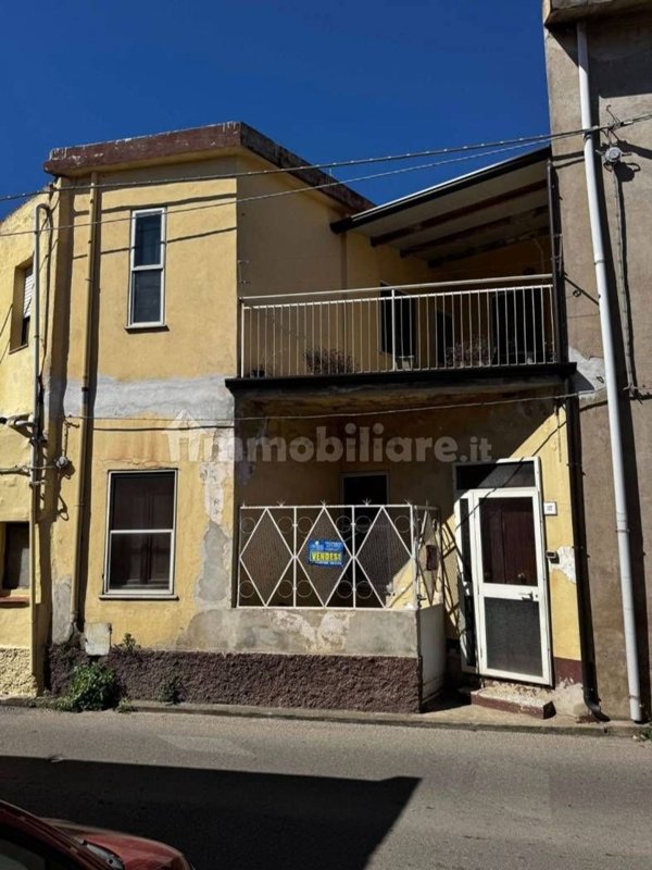 appartamento in vendita a Tortolì in zona Centro Storico