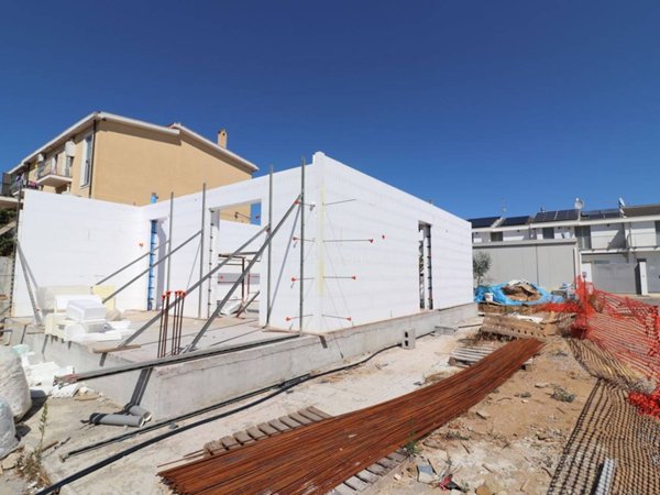 casa indipendente in vendita a Tortolì in zona Is Tanas