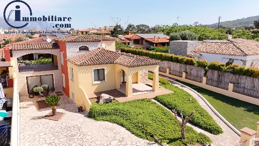 casa indipendente in vendita a Tortolì in zona Porto Frailis