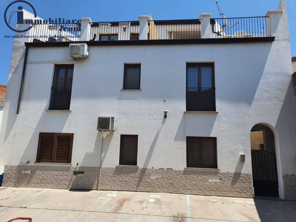 appartamento in vendita a Tortolì in zona Centro Storico