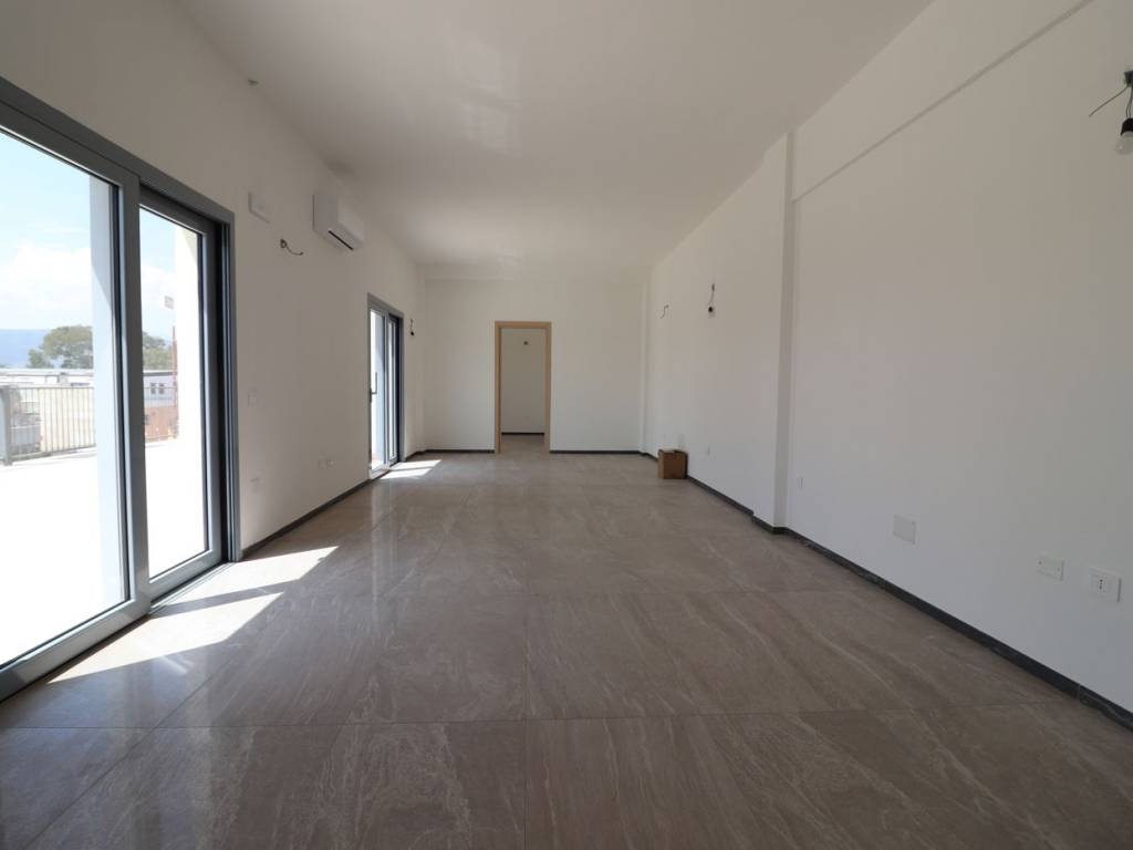 ufficio in vendita a Tortolì in zona Zinnias