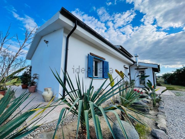 casa indipendente in vendita a Tortolì
