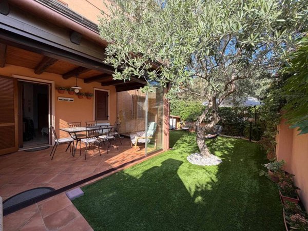 casa indipendente in vendita a Tortolì in zona Arbatax