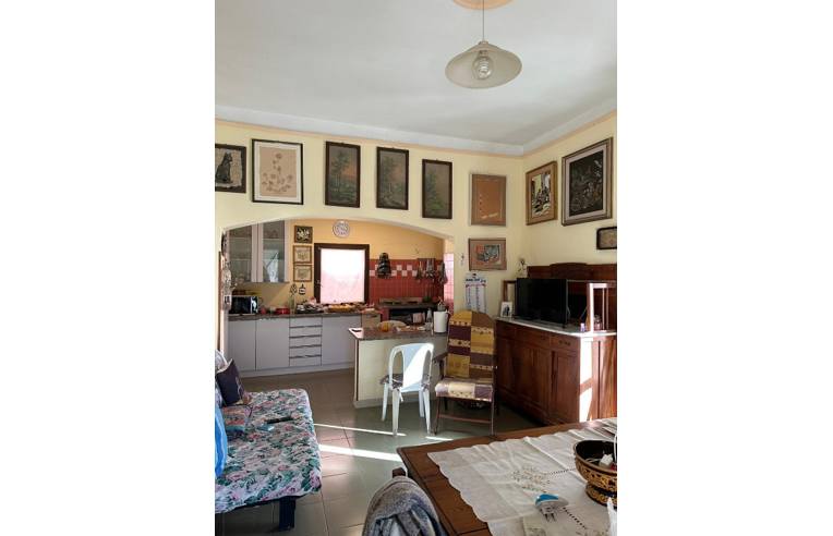 casa indipendente in vendita a Tortolì in zona Centro Storico